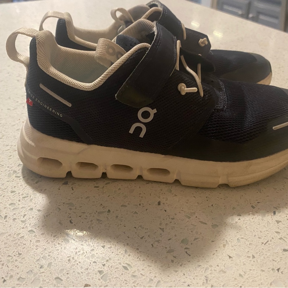 On Running Black Sneakers with Velcro Closure and Thick Sole